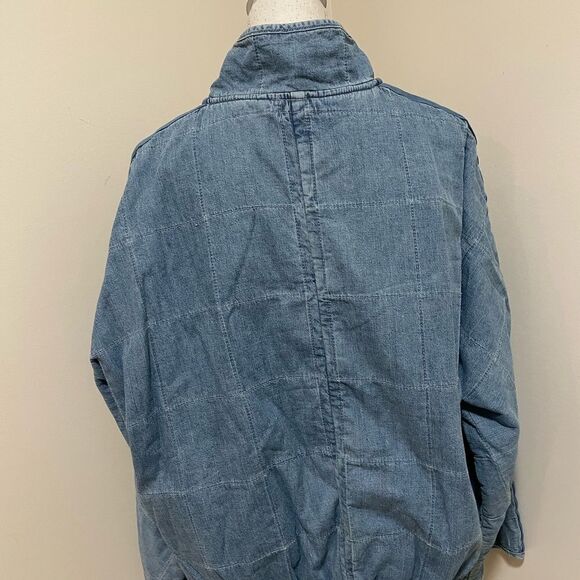 New Free People Dolman Quilted Denim Jacket size L
NWOT
Retail $198 - Picture 12 of 16